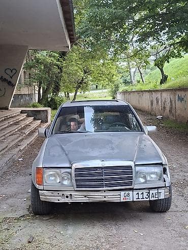 Mercedes-Benz W124: 1990 г., 2.3 л, Механика, Дизель, Седан at lalafo.kg Mercedes-Benz W124: 1990 г., 2.3 л, Механика, Дизель, Седан