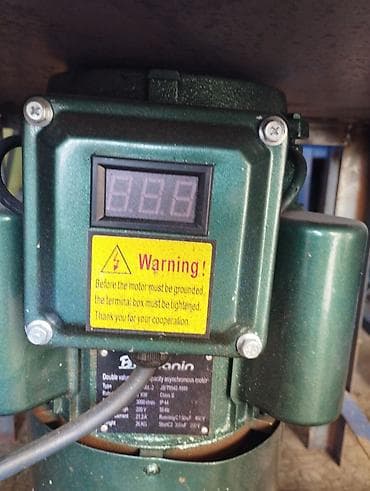 Дробилка 220 вольт. 3000 аборот алюминь 20 000 простой барабанный 23