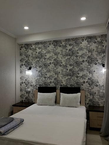 Земельные участки: 1 комната, Душевая кабина, Постельное белье, Кондиционер — 1