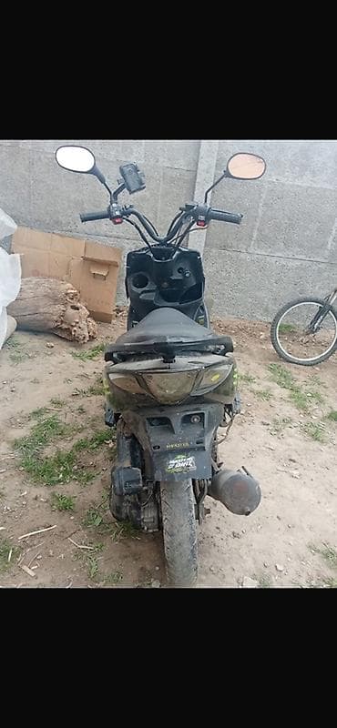 Транспорт: Скутер түрү Периште, 150 куб. см, Бензин, Колдонулган — 1