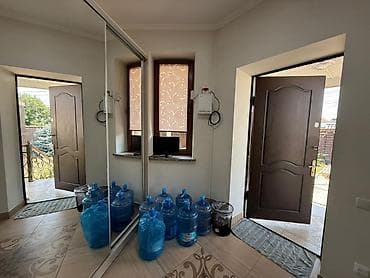 сниму дом лебединовка: 350 м², 6 бөлмө, Брондолгон эшиктер, Видео байкоо, Евроремонт — 8