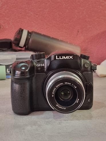 адаптер флешка: Срочно продаю Panasonic GH4 в комплекте объектив 25мм F1.8, 3 батареи — 2