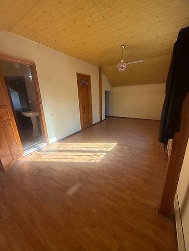 кочкор аренда: 120 м², 4 бөлмө, Унаа токтотуучу жай — 6