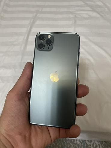 ios 8: IPhone 11 Pro Max, Matte Midnight Green — 3