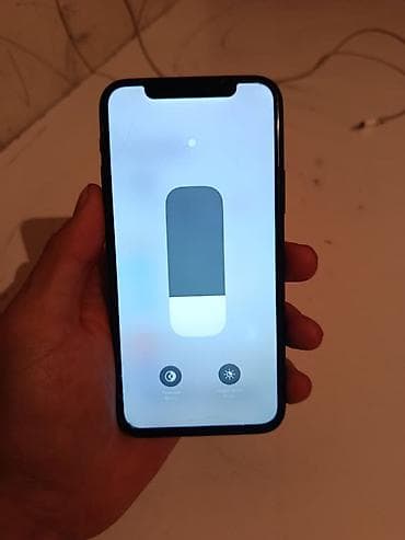 iphone d: IPhone 11 Pro, 256 ГБ, Черный, Чехол — 4