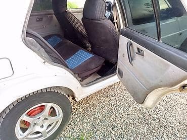 kia singer: Volkswagen Golf: 1987 г., Механика, Хэтчбэк — 9