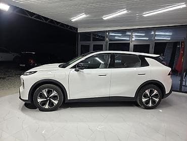 ход: Changan Qiyuan Q05: 2026 г., Вариатор, Электромобиль, Внедорожник — 5
