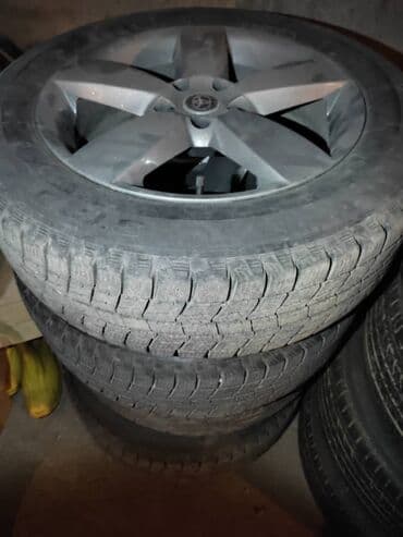 зимние шины на камри: Продаю диски с зимней резиной на Toyota Camry v50, 215/60 R17 — 2