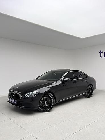 мерс 124 дверные карты: Mercedes-Benz E-Class: 2019 г., 2 л, Автомат, Бензин, Седан — 4