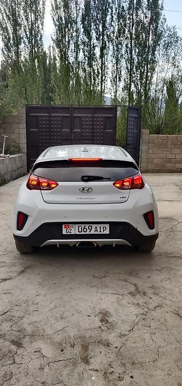 fit 2004: Hyundai Veloster: 2020 г., 1.4 л, Автомат, Бензин, Хэтчбэк — 6