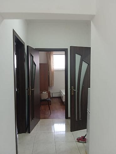 Недвижимость: 2 комнаты, 54 м², 106 серия, Цокольный этаж этаж, Требуется ремонт — 7
