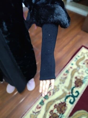 armani exchange: Шуба мягкая красивая размер 46 продаю, состояние отличное супер — 3