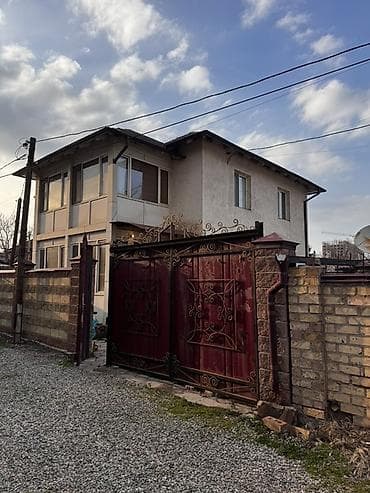 теплый бассейн: 4 жилые комнаты, два санузла, две веранды, холл, пристройка с казанами — 1