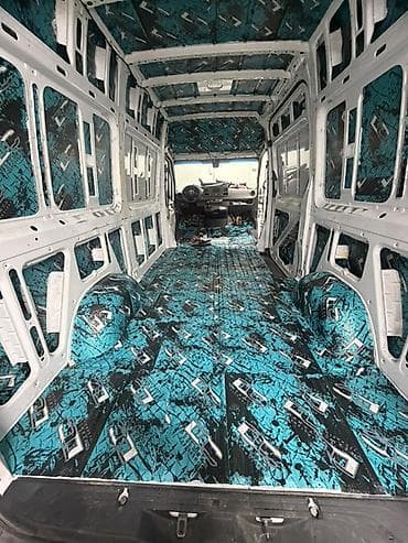 volkswagen caravelle t5: Премиальный тюнинг и перетяжка салонов микроавтобусов/фургонов - — 9