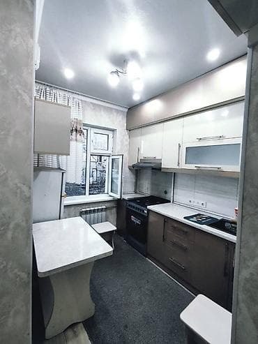 Гаражи: 2 комнаты, Риэлтор, Без подселения, С мебелью частично — 2