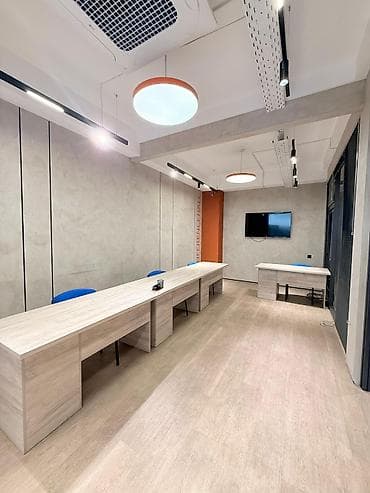 офис аренда ош: Аренда офисов, 86 м², В бизнес центре, С оборудованием — 3