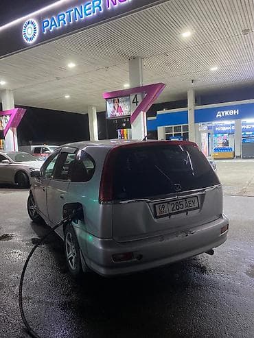 j 05: Honda Stream: 2003 г., 2 л, Типтроник, Газ, Универсал — 3