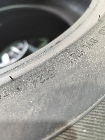 215/55r16 папа шин 2шт в отличном состоянии без шишек и прочего — 4