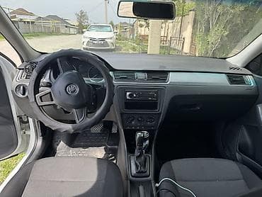 электромобиль лабо: Skoda Rapid: 2016 г., 1.6 л, Автомат, Бензин, Седан — 4