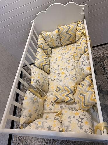 спортивный костюм s: 3 вещи за 6000 детская кроватка и шезлонг почти не пользовались новые — 2