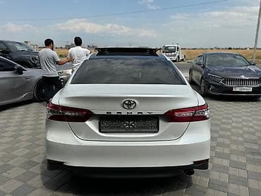 jac js6: Toyota Camry: 2018 г., 0.5 л, Автомат, Бензин — 5