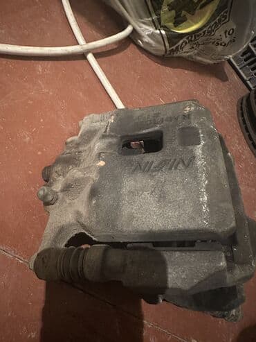 мир сальников . сальники . ремни . подшипники: Комплект суппортов Honda 2002 г., Б/у, Оригинал, Япония — 2