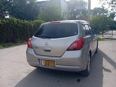 круглые фары: Nissan Tiida: 2004 г., 1.5 л, Автомат, Бензин, Хэтчбэк — 2