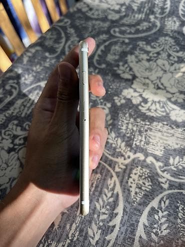 iphone 19: IPhone 6, Б/у, 16 ГБ, Золотой — 9