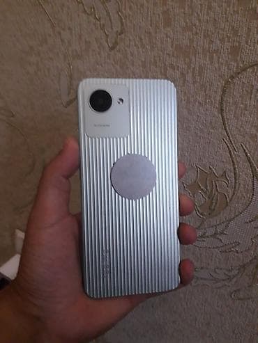 мобила: Realme C30, Б/у, цвет - Серебристый, 2 SIM — 2