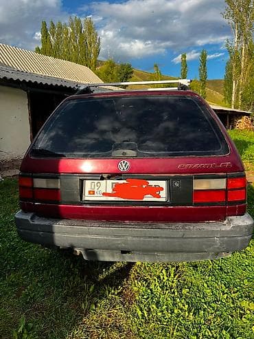 Унаа сатуу: Volkswagen Passat: 1990 г., 1.8 л, Кол менен иштөөчү, Бензин, Универсал — 2