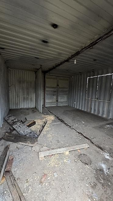 контейнер 6 м: Металлический морской контейнер с навесом - Размер: стандартный — 3