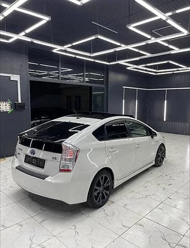 tayota progres: Toyota Prius: 2011 г., 1.8 л, Бензин, Хэтчбэк — 8