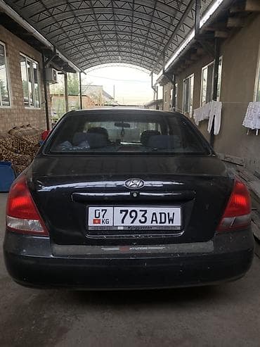 hunda: Hyundai Elantra: 2001 г., Механика, Бензин, Седан — 3