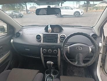 mark ll: Toyota Ist: 2002 г., 1.5 л, Автомат, Бензин, Хэтчбэк — 9