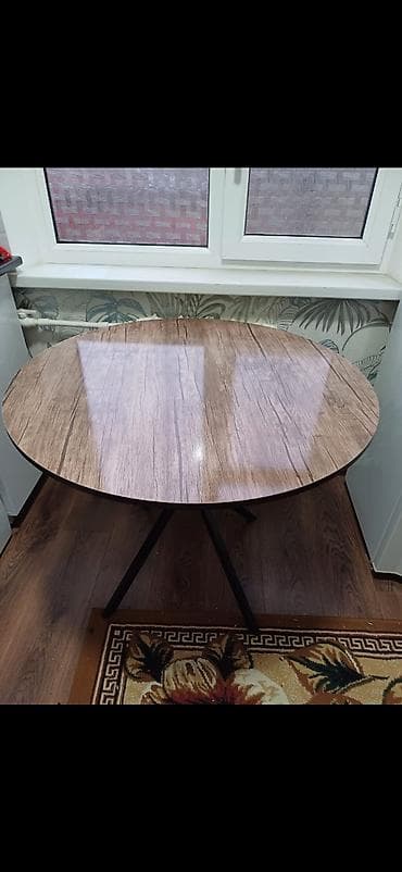 Промышленная химия: Продается стул — 1