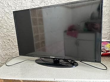 xbox 360 e: LED‑телевизор Samsung UE32FH4003W - Диагональ 32" (80 см), серия — 1