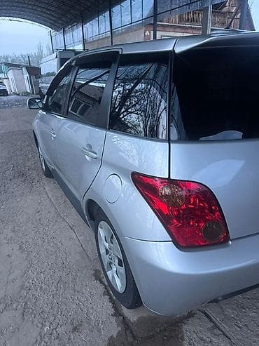 fit 2004: Toyota Ist: 2004 г., 1.5 л, Автомат, Бензин, Хэтчбэк — 7