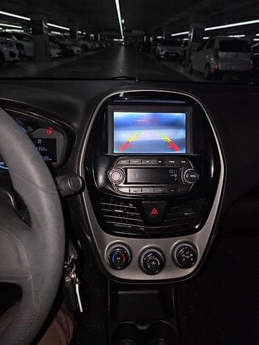 golf variant: Chevrolet Spark: 2019 г., 1 л, Автомат, Бензин, Хэтчбэк — 2