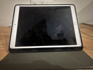 Планшет, Apple, память 64 ГБ, 10" - 11", Wi-Fi, Б/у, Классический