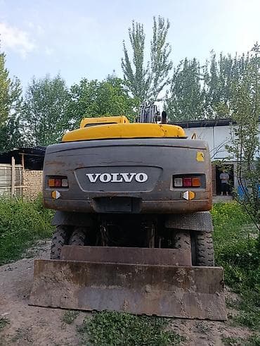 электромобиль дешевый: Экскаватор, Volvo, 2004 г., Колесный — 3