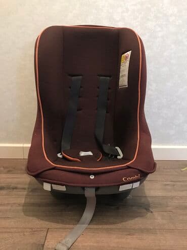 автомобильное кресло для грудничков: Автокресло, цвет - Коричневый, Б/у — 2