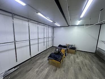Продается контейнер на Муниципальном рынке оберон Дордой, 2 контейнера — 1