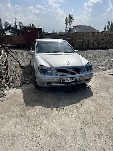 Mercedes-Benz C-Class: 2000 г., 2 л, Автомат, Бензин, Седан — 1