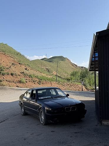 копот е34: BMW 5 series: 1994 г., 2.8 л, Седан — 5
