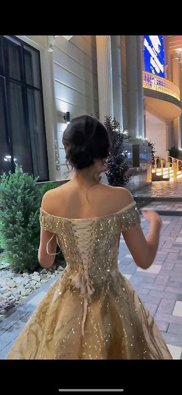 Жеке буюмдар: Кече көйнөгү, Барпайган кооз, Узун модель, Жеңдери жок, Корсет, Страздар, Таштар, XS — 4