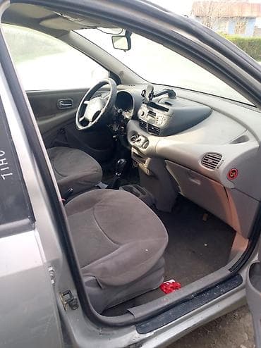 tayota progres: Nissan Almera Tino: 2001 г., 1.8 л, Ручные, Бензин, Минивэн — 1