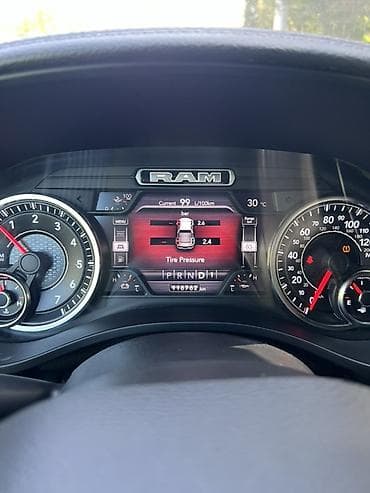 sprinter 2 7: Dodge Ram 1500: 2020 г., 5.7 л, Бензин, Пикап — 10