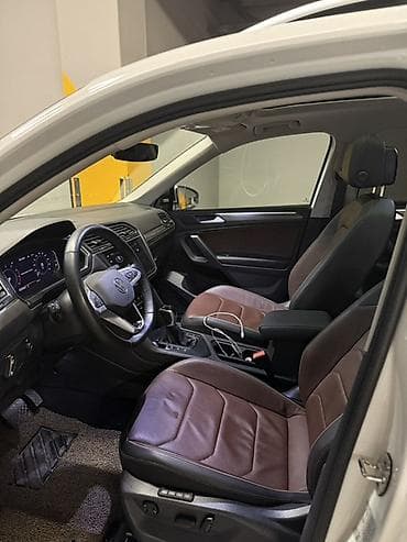 машина в токмаке: Volkswagen Tiguan: 2022 г., 2 л, Автомат, Бензин, Кроссовер — 10
