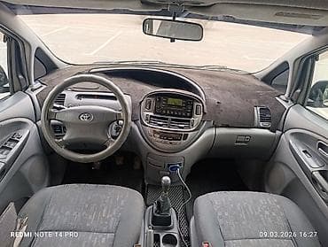 Toyota: Toyota Previa: 2002 г., 2.4 л, Механика, Бензин, Минивэн — 10