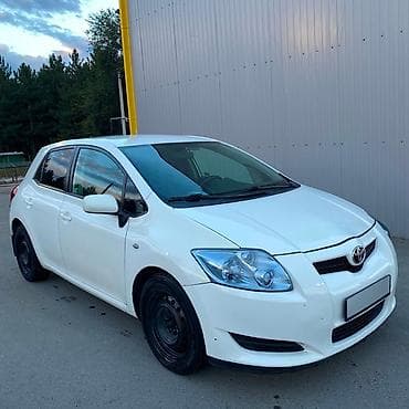 Унаа: Toyota Auris: 2008 г., 1.4 л, Кол менен иштөөчү, Бензин, Хетчбек — 1